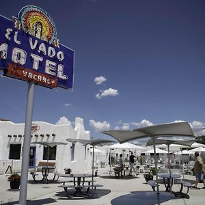 El Vado Motel